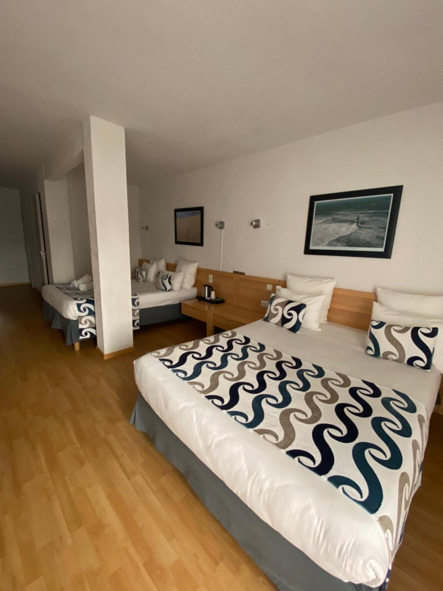 Hotel Saint Georges, Face A La Mer Canet-en-Roussillon Zimmer foto